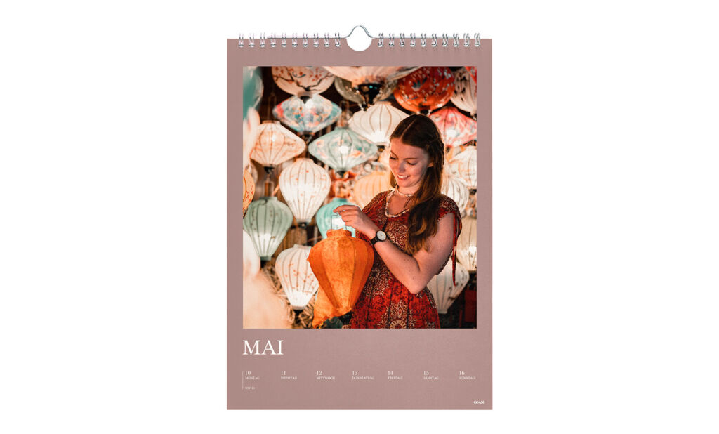 Veckokalender i A4-format med egna bilder